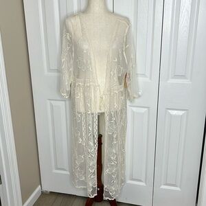 🦋Butterfly Kimono, NWT